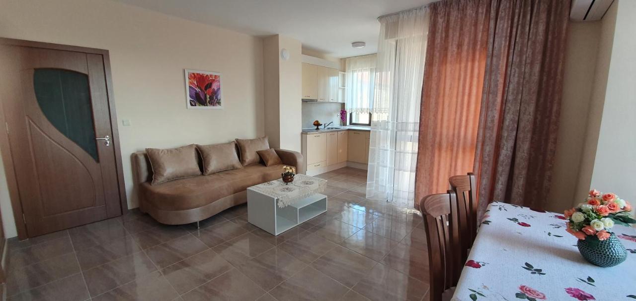 Luxury Apartments Ekaterina Csernomorec Kültér fotó