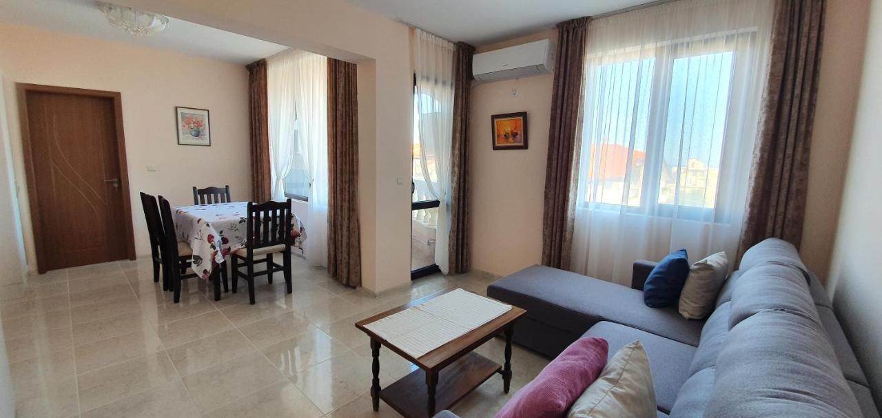Luxury Apartments Ekaterina Csernomorec Kültér fotó
